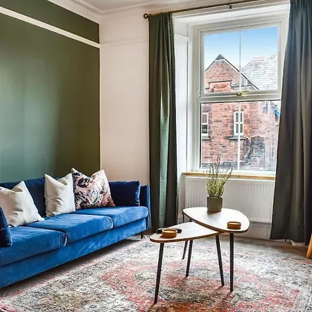 Brunswick Townhouse *